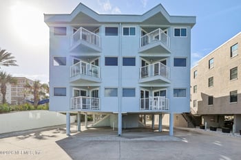 413 1st St #303, Jacksonville Beach, FL 32250