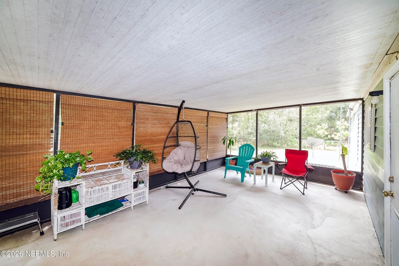 206 Dolphin Dr, Georgetown, FL 32139