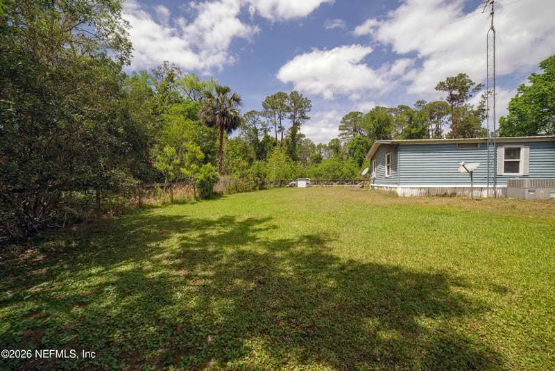 206 Dolphin Dr, Georgetown, FL 32139