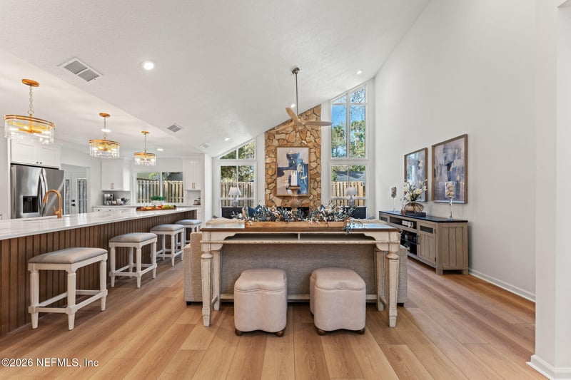 1918 Oak Cir, Atlantic Beach, FL 32233