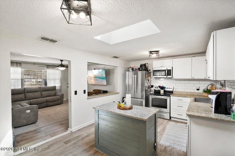 4208 Goldie St, Jacksonville, FL 32207