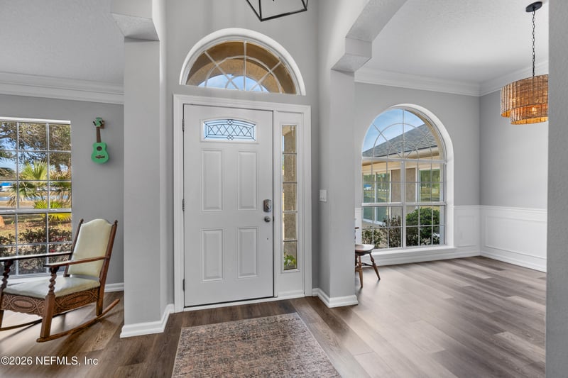 221 Cacique Dr, St Augustine, FL 32086