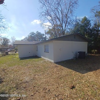 5979 Martin Luther King Dr, Jacksonville, FL 32219