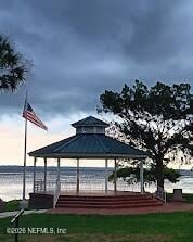 319 Pine Ave, Green Cove Springs, FL 32043