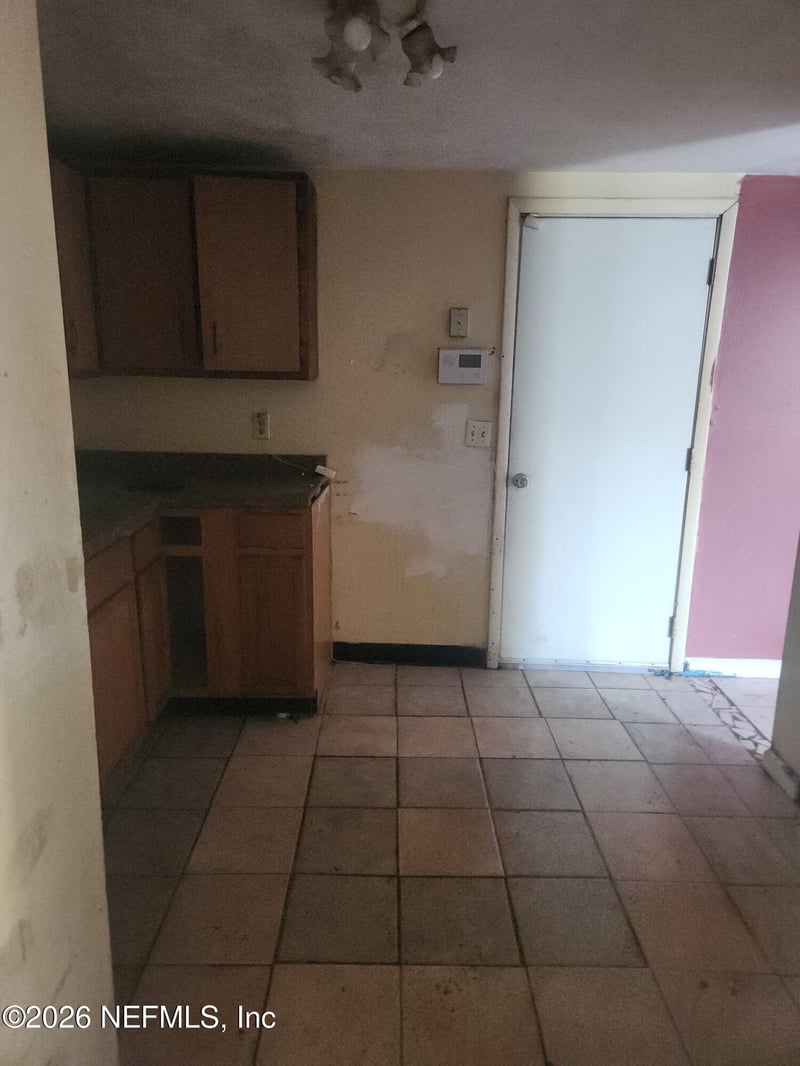 1984 3rd St, Jacksonville, FL 32209