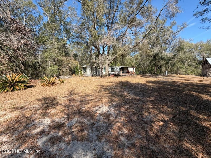 207 River Oak Ct, Fort White, FL 32038