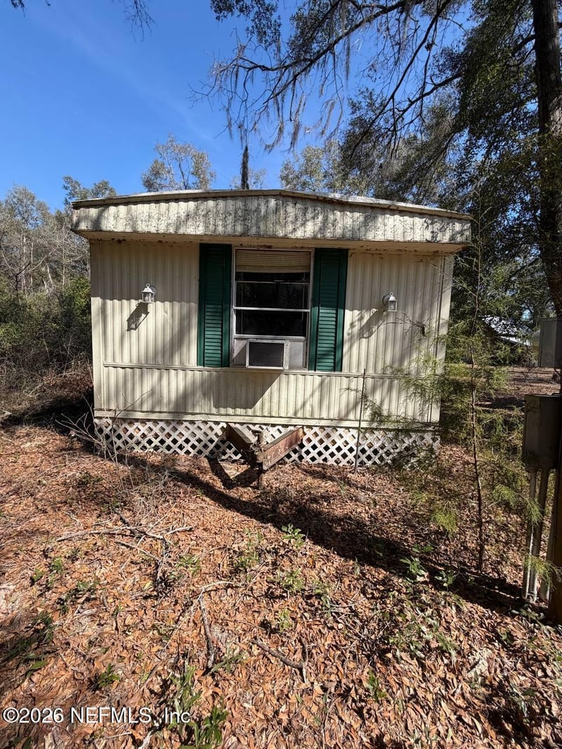 207 River Oak Ct, Fort White, FL 32038