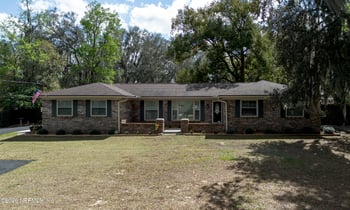 194 Aldersgate St, Green Cove Springs, FL 32043