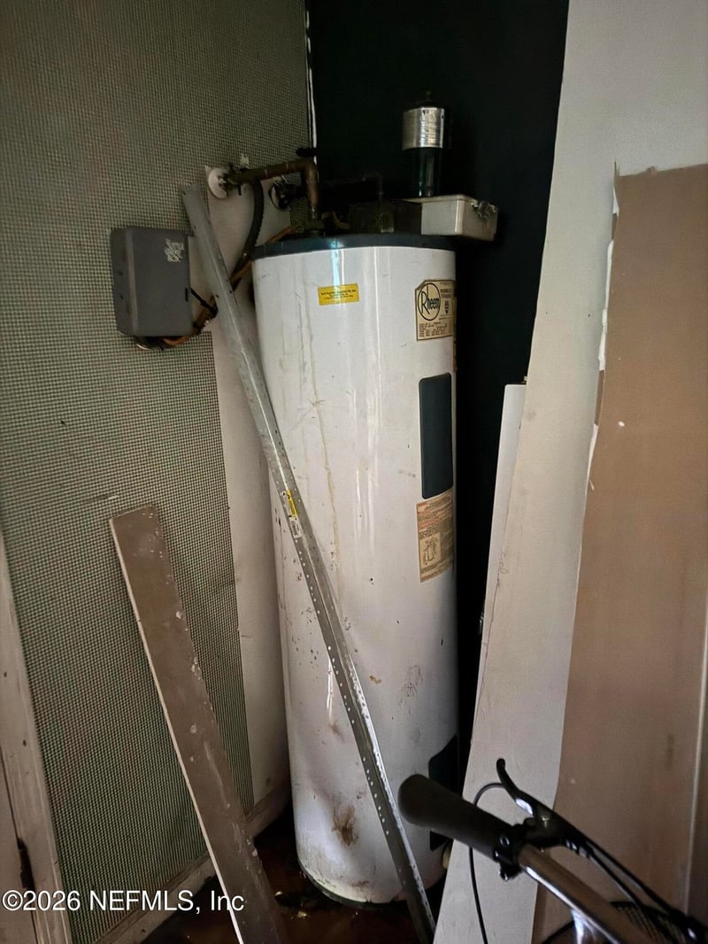 1807 Shannon Lake Dr, Middleburg, FL 32068