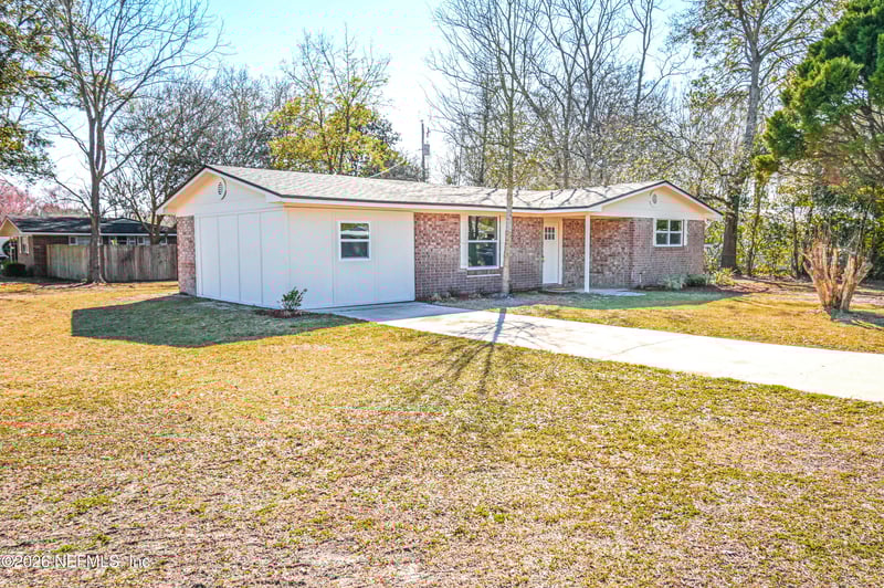 406 Barbara Cir, Macclenny, FL 32063