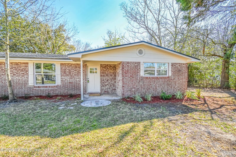 406 Barbara Cir, Macclenny, FL 32063