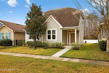 350 Vineyard Ln, Orange Park, FL 32073