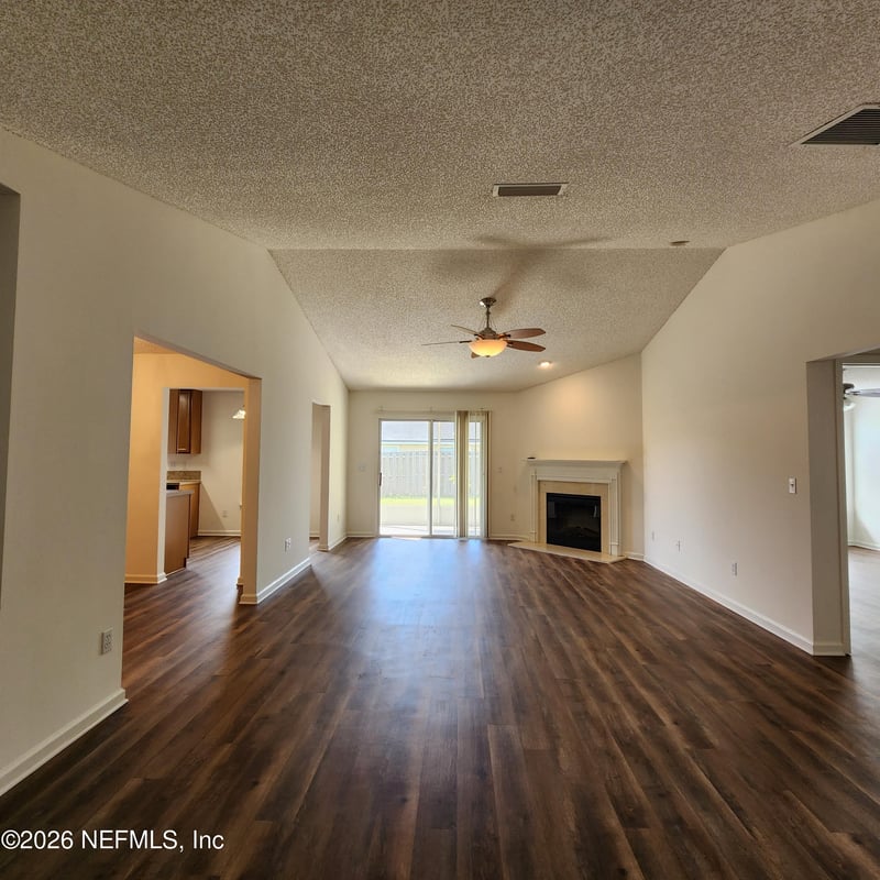 6552 Crimson Leaf Ln, Jacksonville, FL 32244