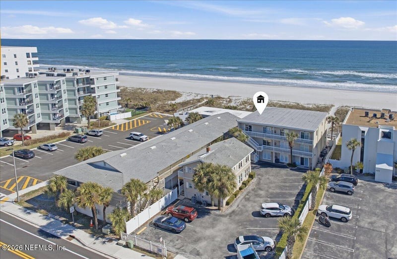 811 1st St #9, Jacksonville Beach, FL 32250