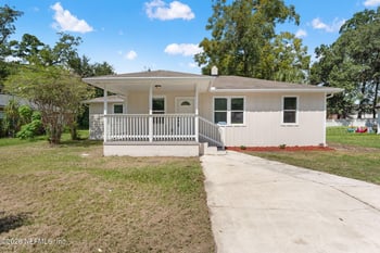 2655 Community Rd, Jacksonville, FL 32207