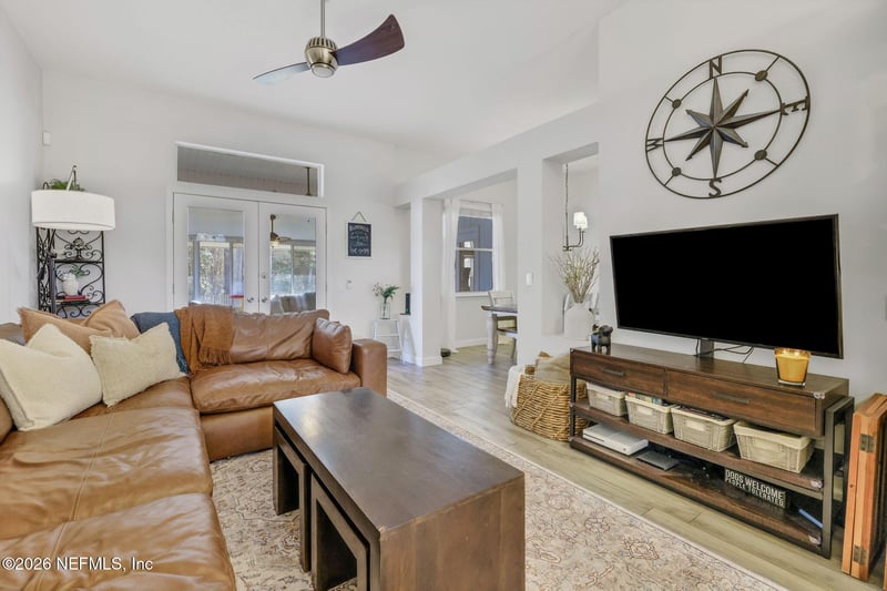 9204 Camshire Dr, Jacksonville, FL 32244