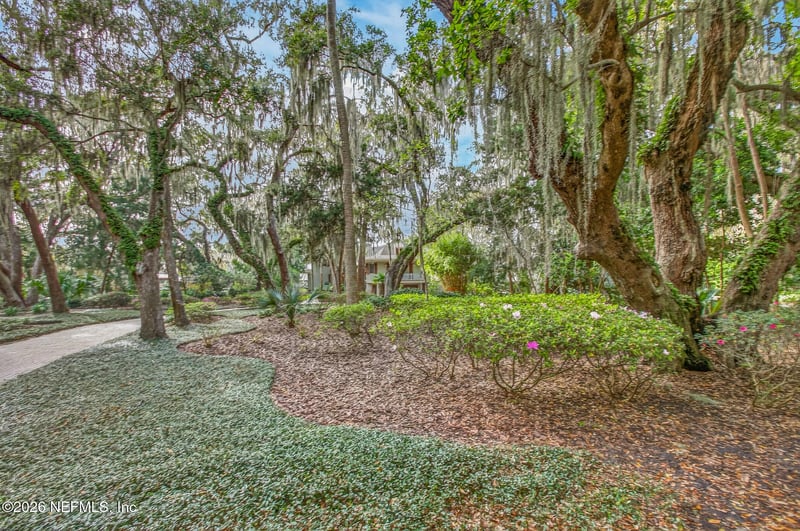 98 Sea Marsh Rd, Fernandina Beach, FL 32034