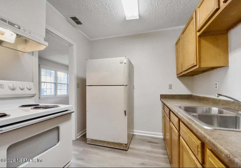 884 Detroit St, Jacksonville, FL 32254