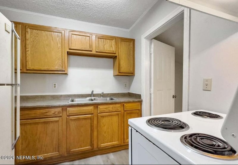 884 Detroit St, Jacksonville, FL 32254