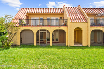 6552 La Mirada Dr #7, Jacksonville, FL 32217
