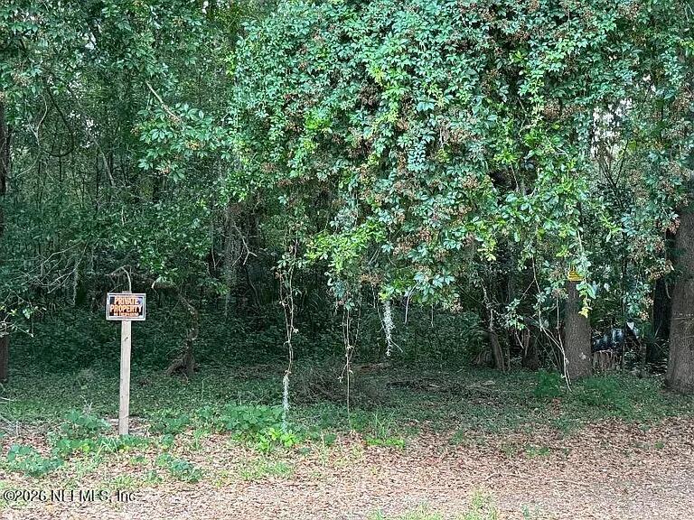 187 Little Orange Lake Dr, Hawthorne, FL 32640