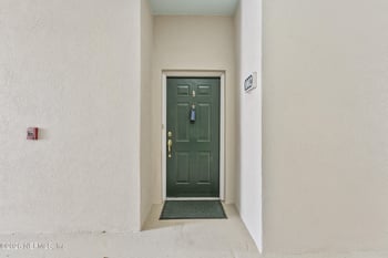 8601 Beach Blvd #1002, Jacksonville, FL 32216