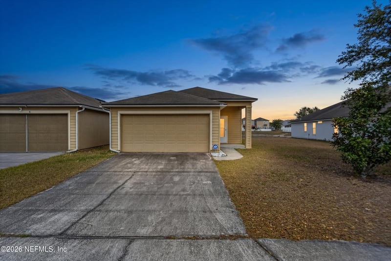 3837 Evan Samuel Dr, Jacksonville, FL 32210