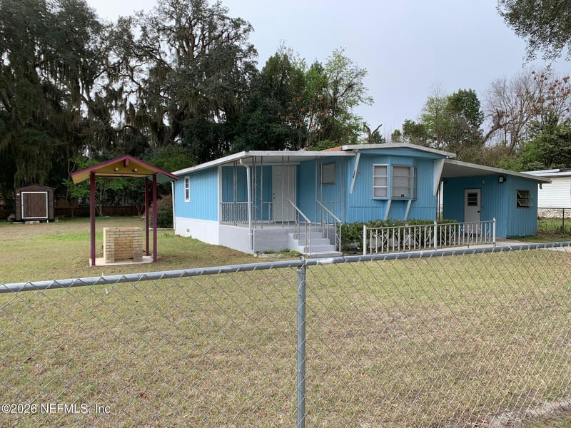 115 Sawyer St, Interlachen, FL 32148