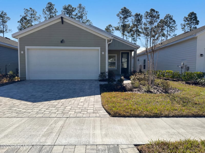88 Round Robin, St Johns, FL 32259