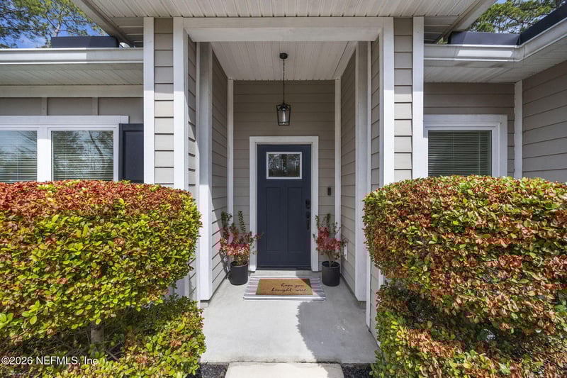 2733 Hanzas Ct, Jacksonville, FL 32216