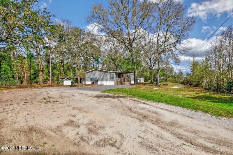 447689 Us Highway 301, Callahan, FL 32011