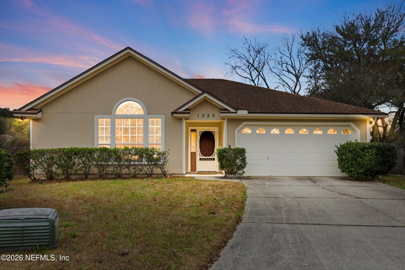 1220 Baybreeze Dr, Jacksonville, FL 32225