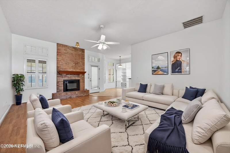 985 Sweetwood Ct, Orange Park, FL 32065