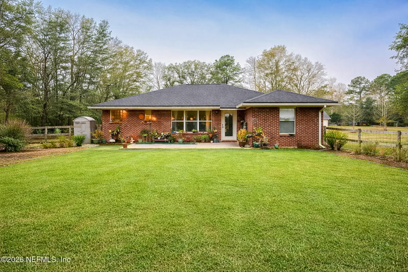 1876 Country Meadows Ln, Middleburg, FL 32068