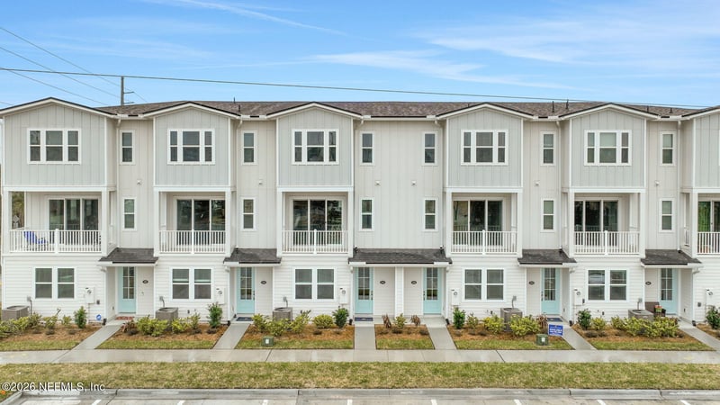 1018 2nd Ave, Jacksonville Beach, FL 32250