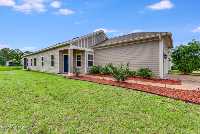 7361 Hilladale Creek Ln, Jacksonville, FL 32222