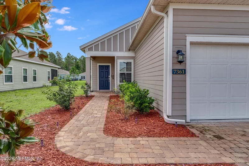 7361 Hilladale Creek Ln, Jacksonville, FL 32222