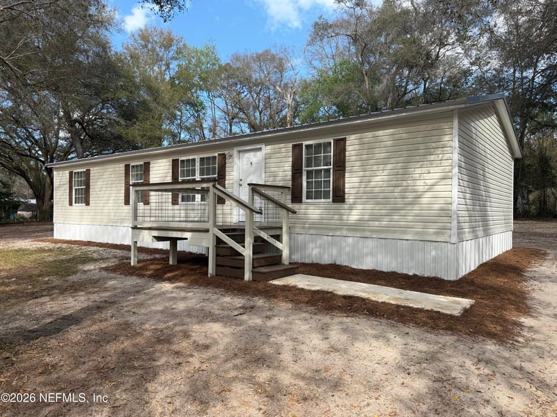 204 Rabbit Track Rd, Satsuma, FL 32189