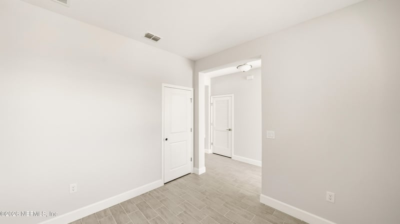 2 Roller Ln, Palm Coast, FL 32164