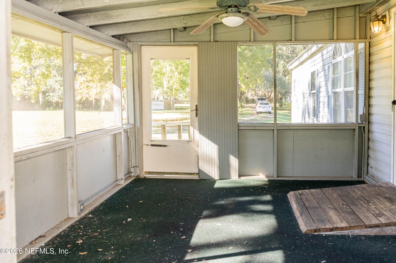 10569 Moncrief Dinsmore Rd, Jacksonville, FL 32219