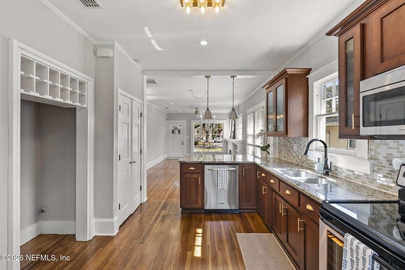 1318 Wolfe St, Jacksonville, FL 32205