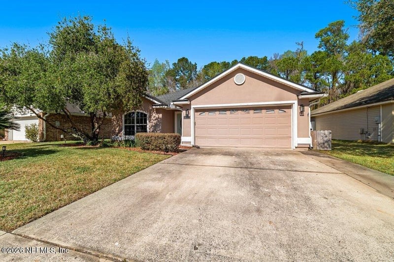 1564 Backwater Dr, Middleburg, FL 32068