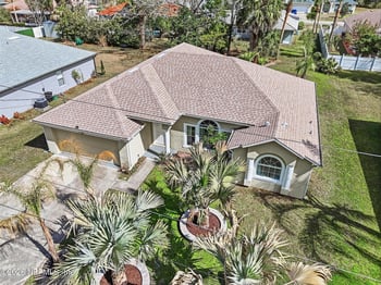 33 Phoenix Ln, Palm Coast, FL 32164