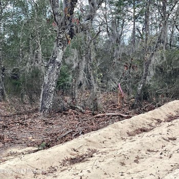 205 London Ave, Interlachen, FL 32148