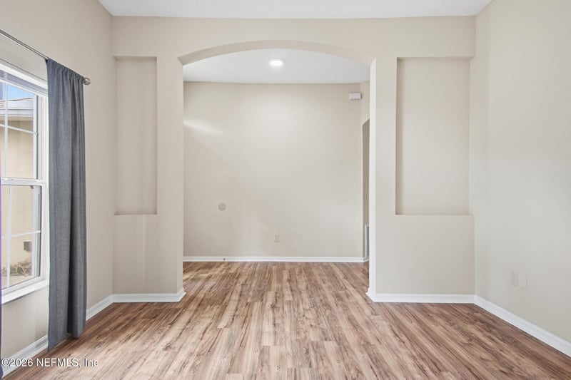 33 Phoenix Ln, Palm Coast, FL 32164