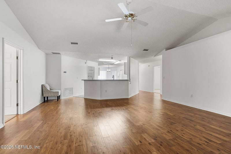 7911 Whitehaven Ct, Jacksonville, FL 32244