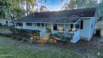 13828 Woodland Dr, Jacksonville, FL 32218