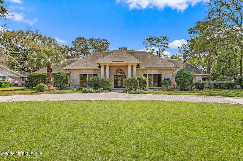 10116 Deerwood Club Rd, Jacksonville, FL 32256