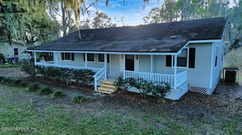 13828 Woodland Dr, Jacksonville, FL 32218