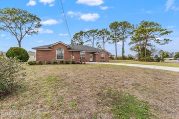 15738 Northside Dr, Jacksonville, FL 32218